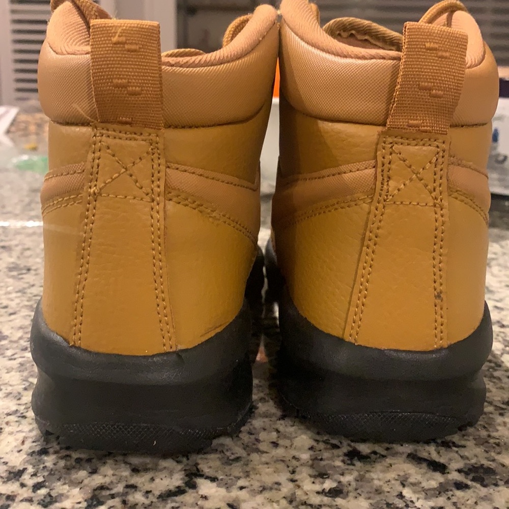 Kids Nike Manoa LTR Boots - Picture 4 of 11